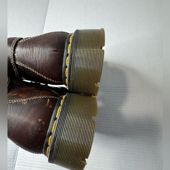 VTG Dr. Martens 9763 Brown Ankle Boots Chunky 7 Eye men’s size 8 Women’s size 10 main image 11